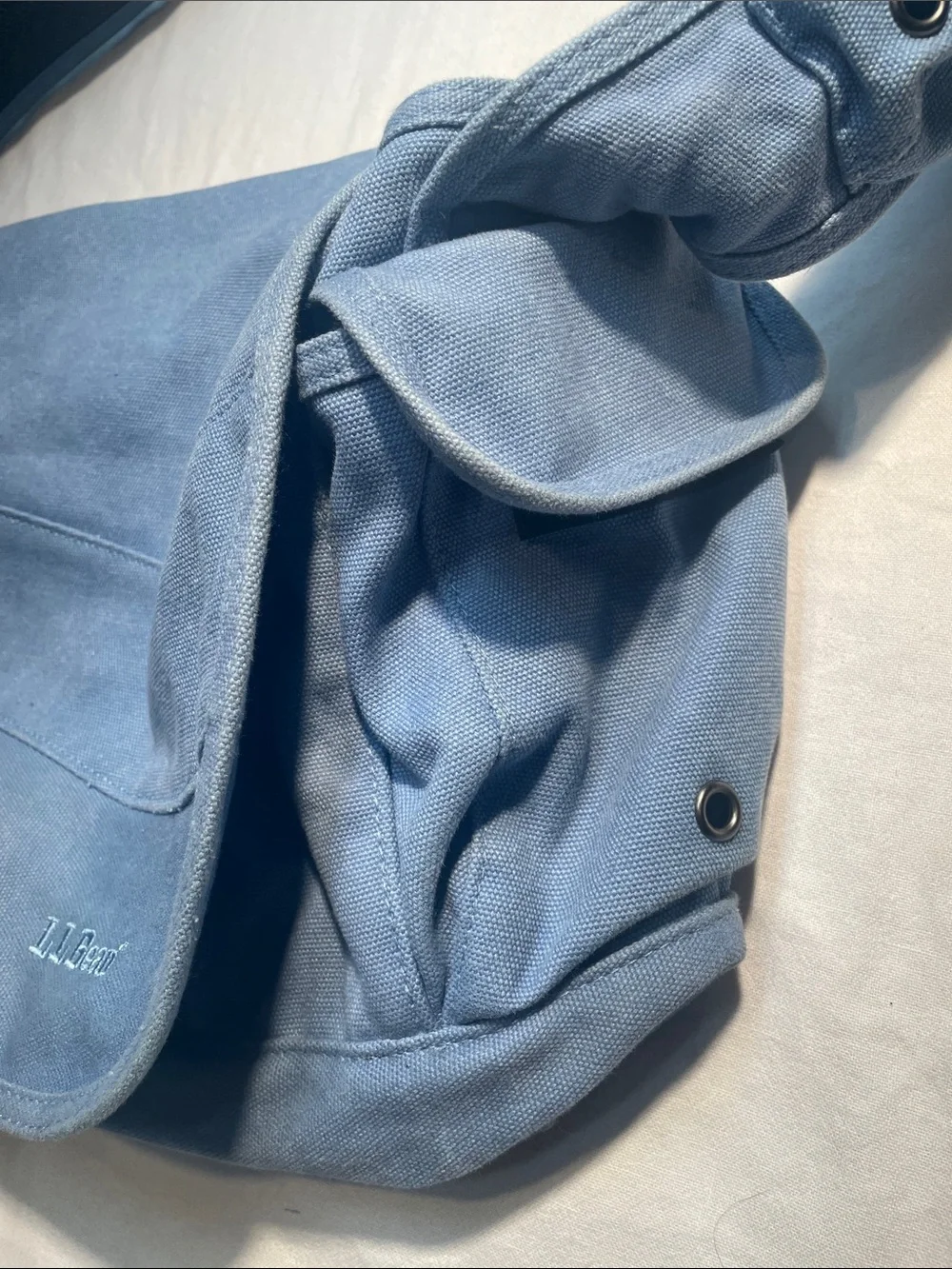 L.L. Bean Light Blue Men's Messenger Bag